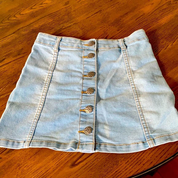 Button down jean skirt for girl size 10. - Picture 1 of 3